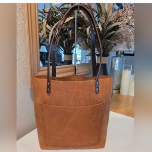 Portland leather Dakota Medium Classic Tote Price Firm